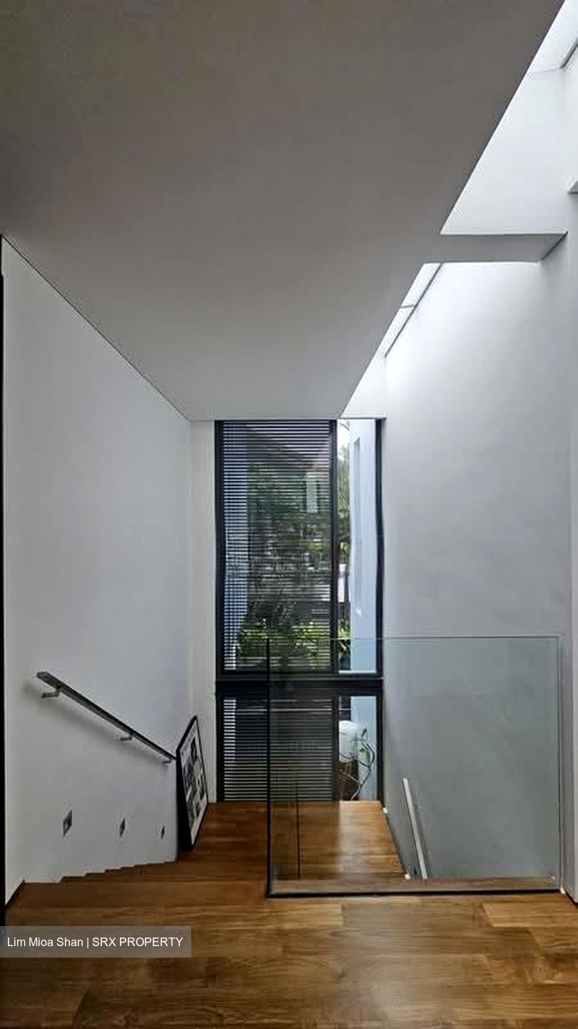 Bukit Timah Road (D10), Semi-Detached #569326581